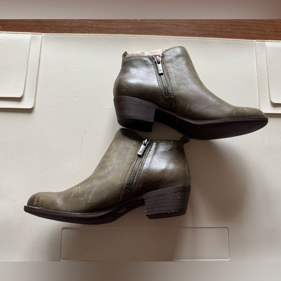 Lucky Booties 6 - Picture 2 of 3